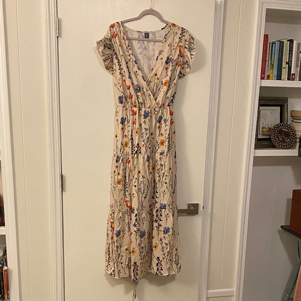 SHEIN Cream Floral Maxi Dress
